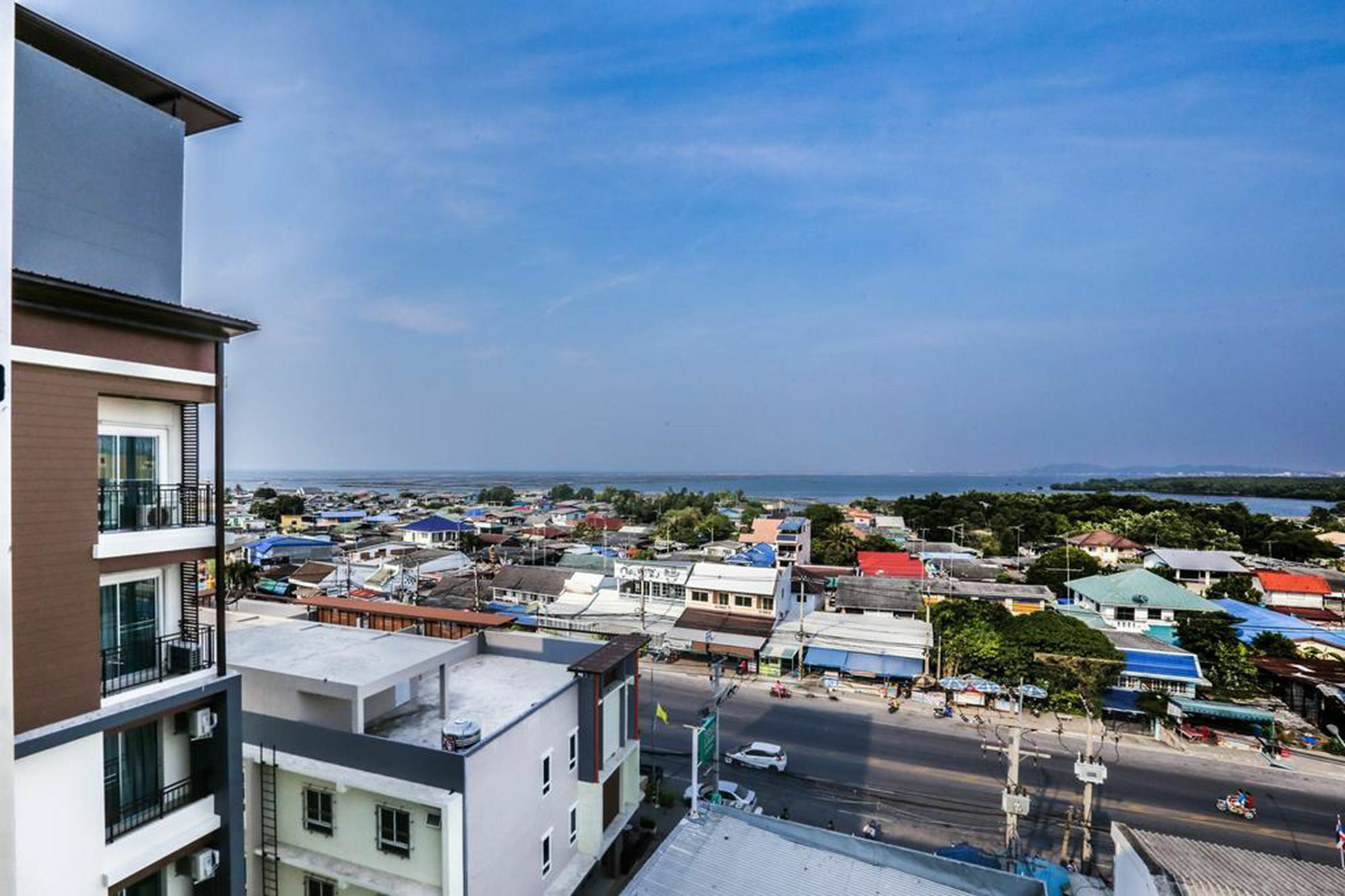 Central Place Serviced Apartment Angsila Chonburi Exteriér fotografie